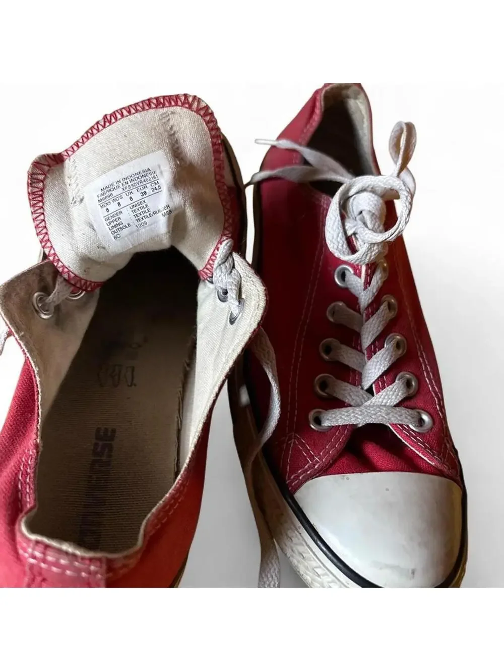 Converse Women's Red Trainer - Picture 1 of 2